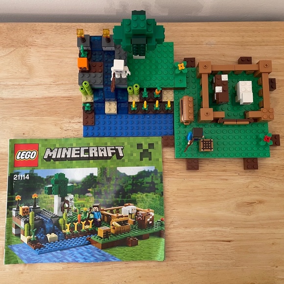 Lego Minecraft "The Farm" (21114) - Picture 2 of 7